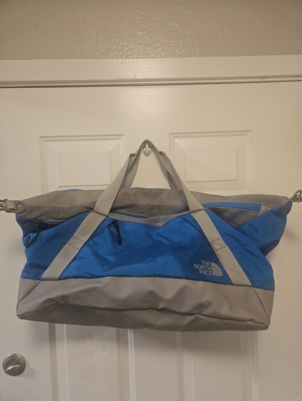 The North Face Apex Travel Blue and Gray Large Duffel Bag with Dual Handles